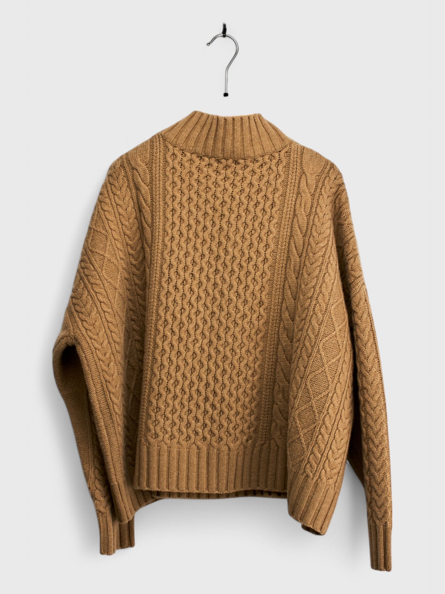 100% Wool Pullover Size L