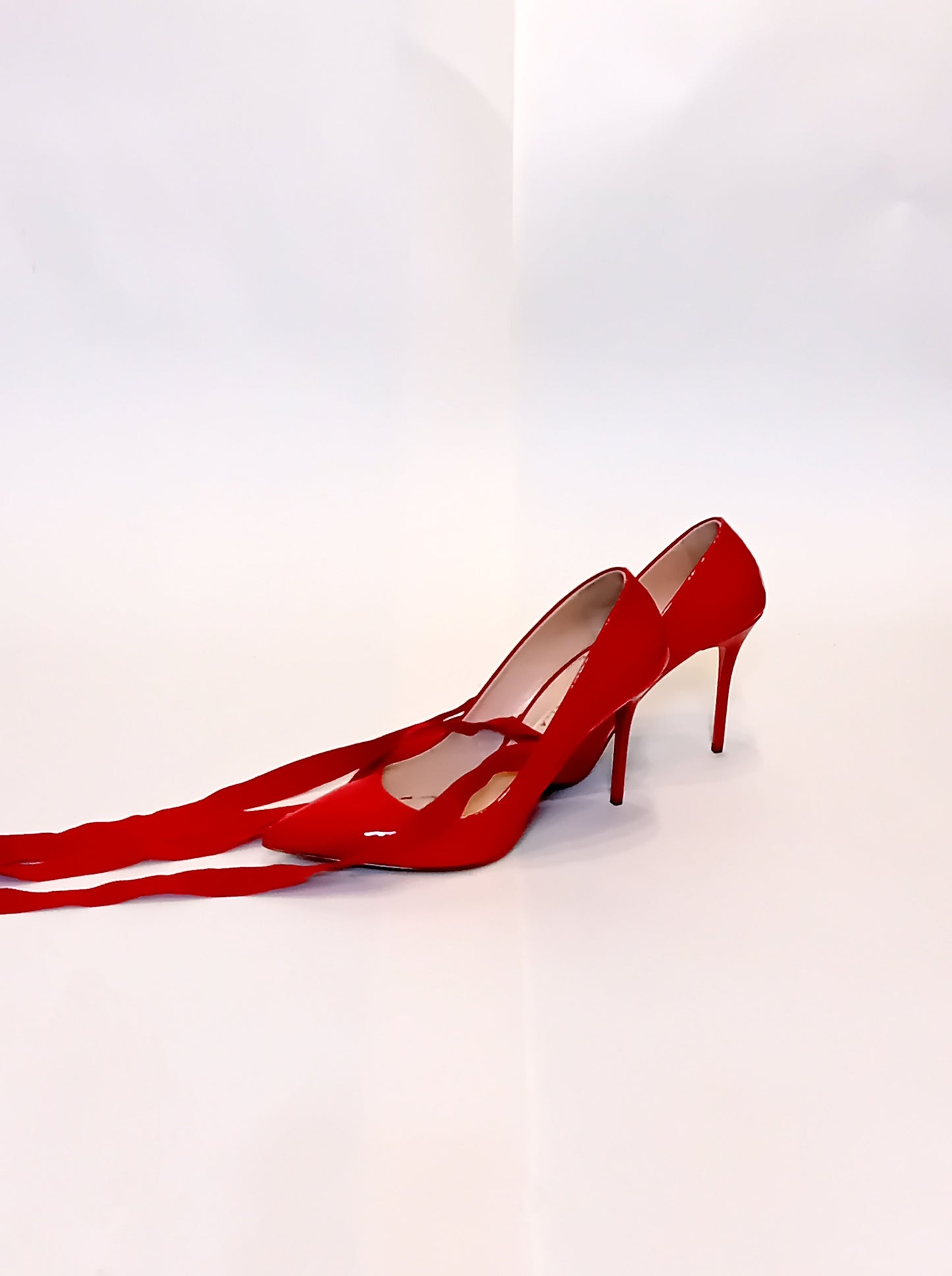 Marella Red Patent Leather Sandals with Golden Bee Embellishments (Size 39) - 11cm