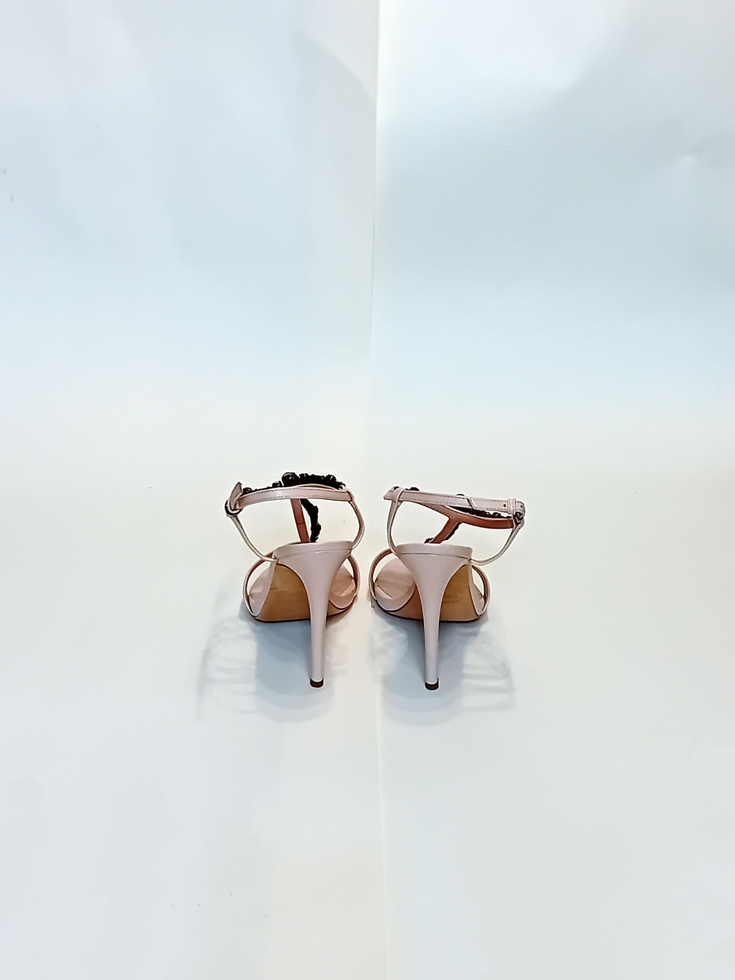 MaxMara Bejeweled Pink Lamb Natural Leather Sandals (Size 37, 39) - 11.5cm