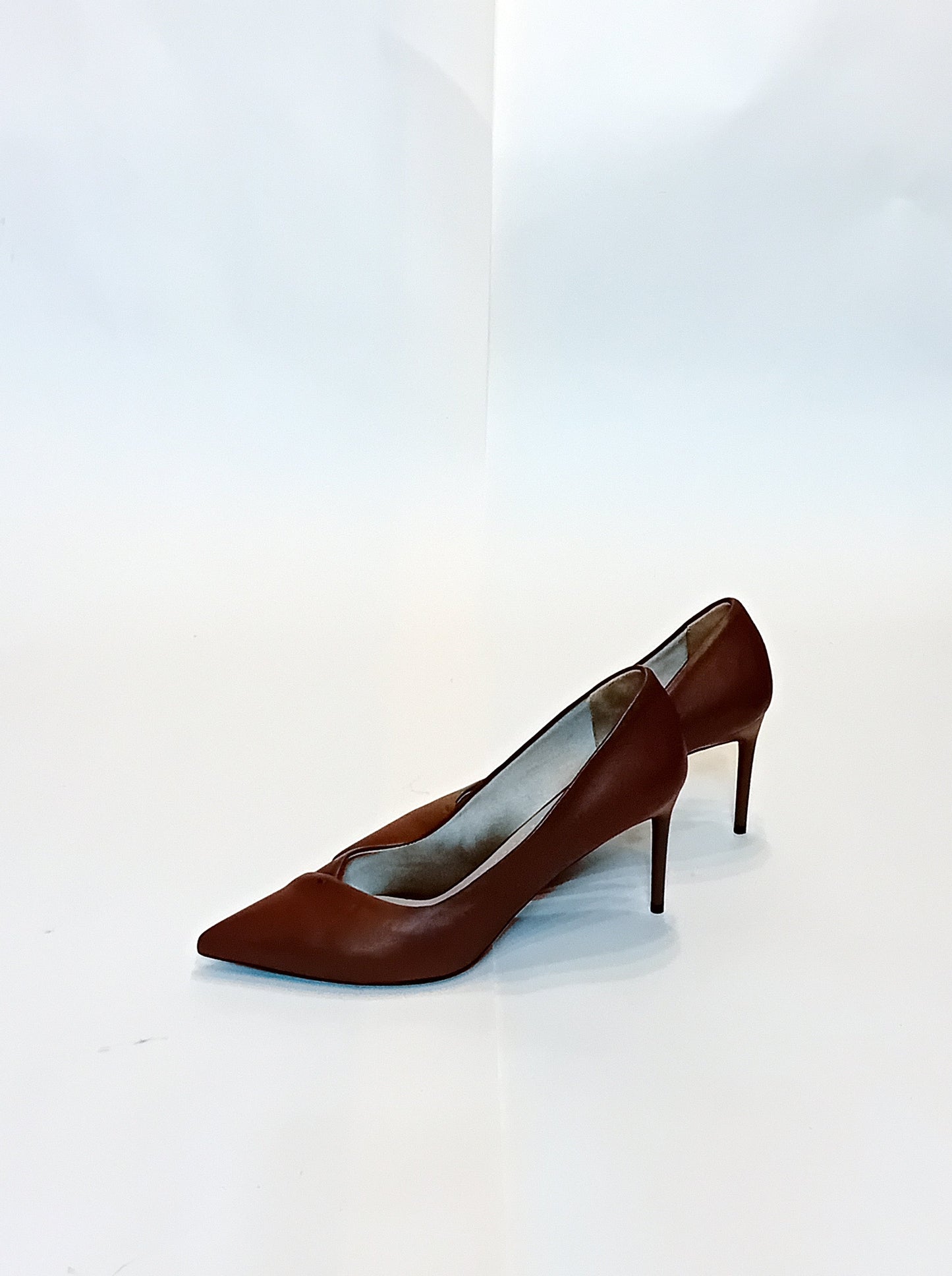 MaxMara Элегантные коричневые кожаные туфли (размер 38,5) — 9 см