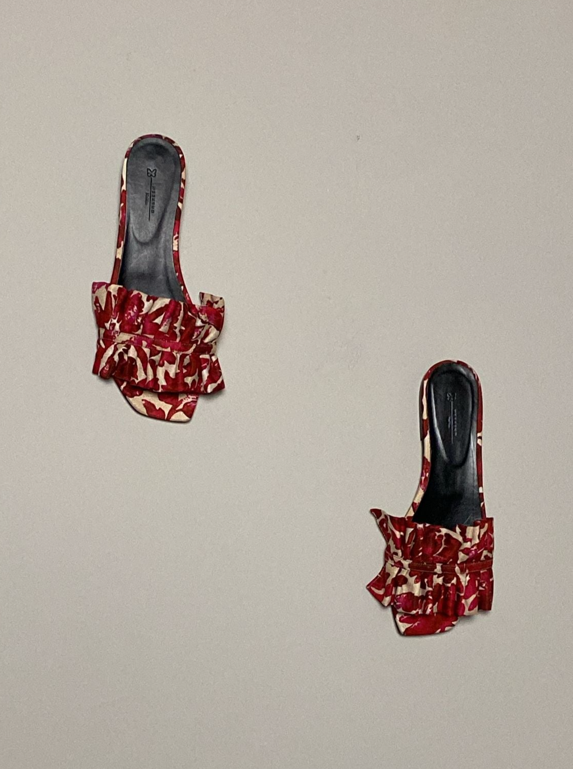 Weekend Max Mara Floral Silk Mules – 38-as méret