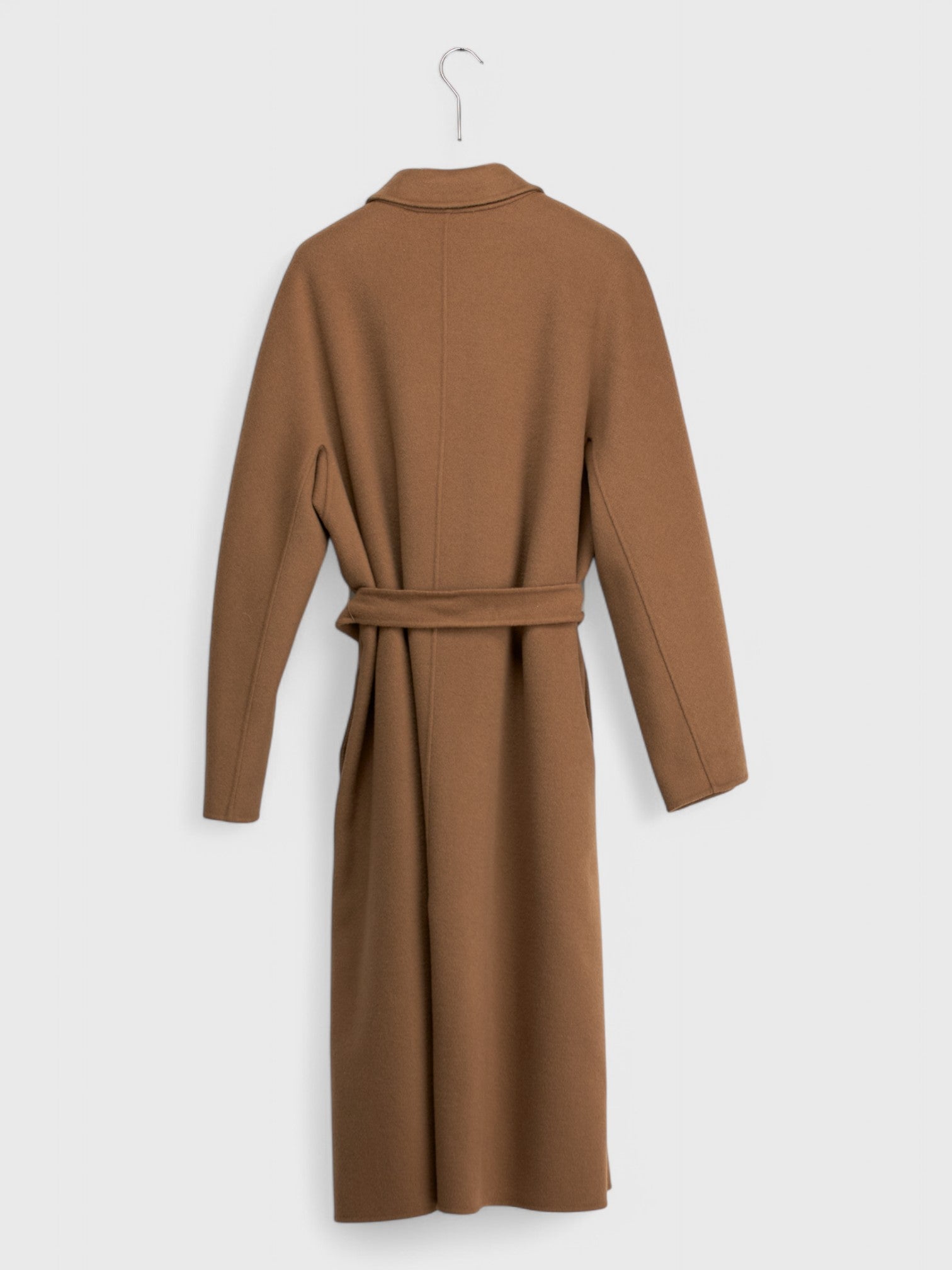 Camel colored spring coat back detail Italian sizing luxury fashion